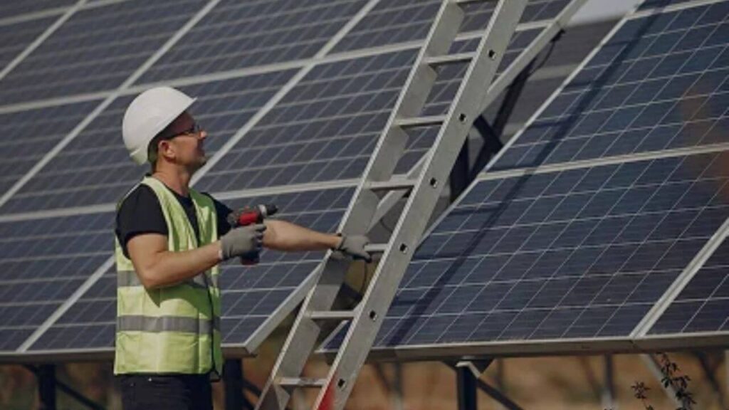 Solar Panel Installation Services in India_ - SK Logistic International